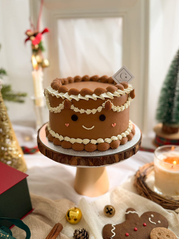 Vintage Gingerbread Man Biscoff Cotton Cake