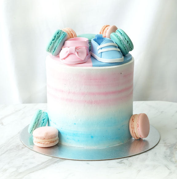 gender reveal cake