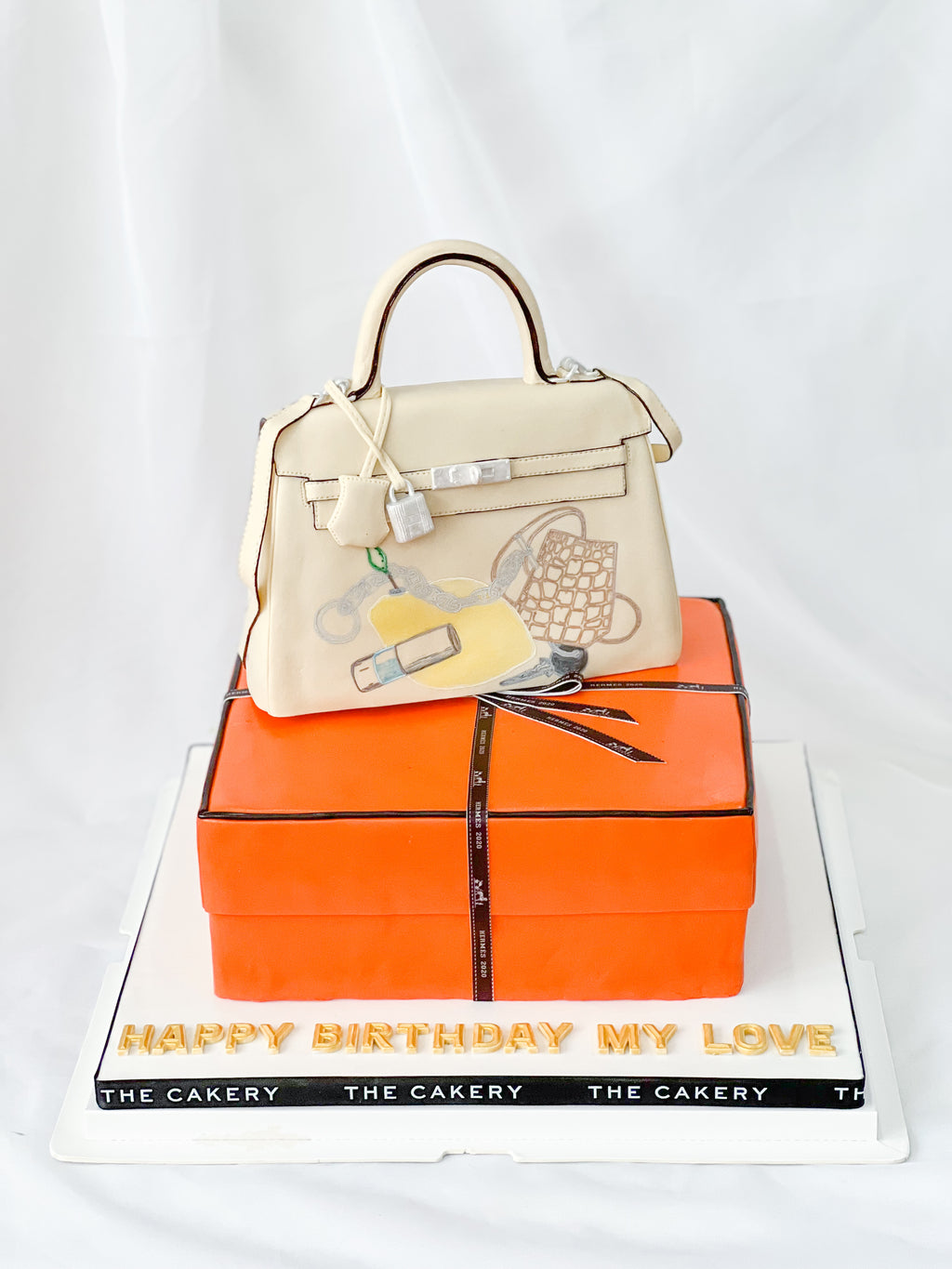Louis Vuitton Hand Bag Cake 3 - Montilio's Bakery