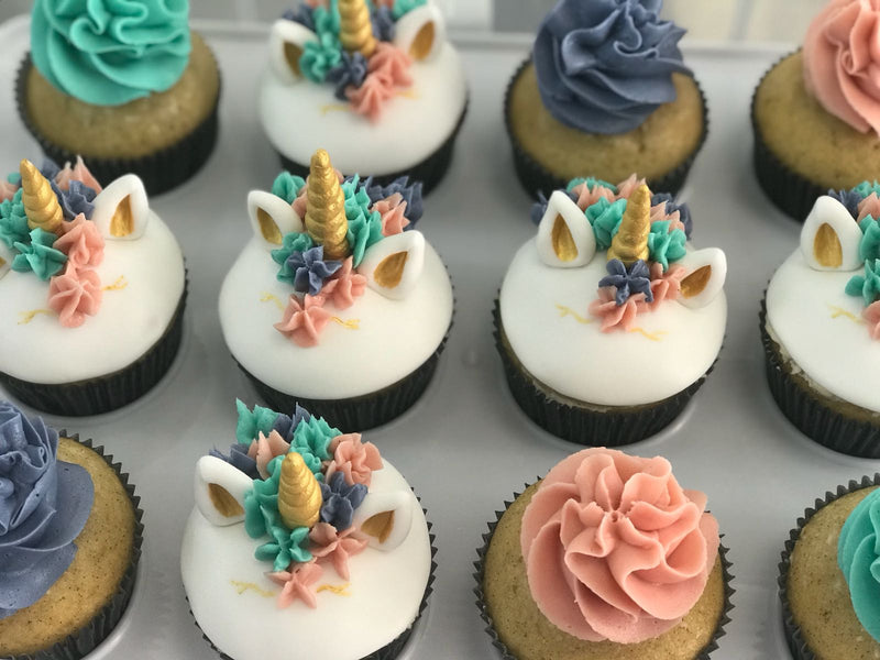 Unicorn Topper